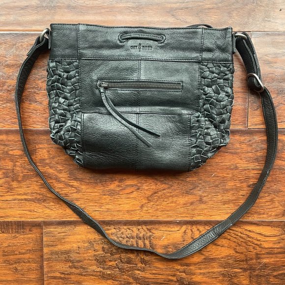 Day and Mood Crossbody Woven Handbag 100% Genuine Leather Bailee Bucket Bag - Picture 3 of 6